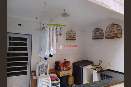 31_photo/94cef456ff.0edf8fb4de0cdb2d-ATLAS-25e5be0d-e5f4-4909-a667-14b8cdeb42c1.jpg de casa à venda com 3 quartos, 400m² em Parque Continental I, Guarulhos