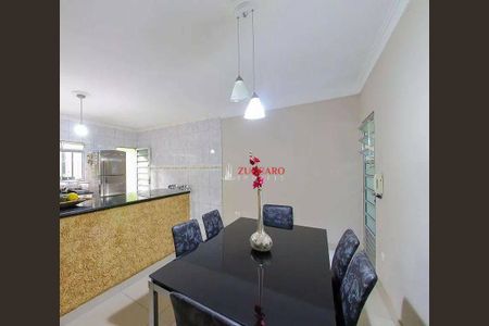6_photo/94cef45851.3be18b52e244e7c2-ATLAS-382905d4-cc1a-4d2e-b484-2105da12fdc8.jpg de casa à venda com 3 quartos, 288m² em Guarulhos, Guarulhos