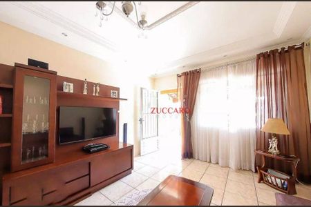 8_photo/94cef45851.3be18b52e244e7c2-ATLAS-3927228f-0e4f-4459-9cae-e682f802fe7c.jpg de casa à venda com 3 quartos, 288m² em Guarulhos, Guarulhos