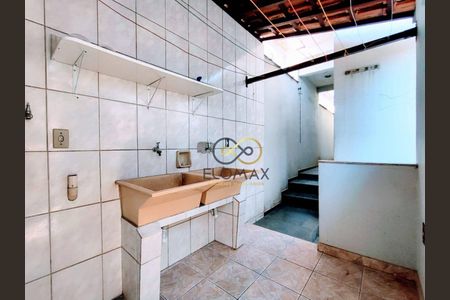 12_photo/94cef45a09.38580f25c664ce52-ATLAS-632edb5d-4e92-46bf-a2c2-241953f19086.jpg de casa à venda com 2 quartos, 92m² em Jardim Rosana, Guarulhos