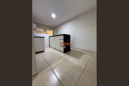 6_photo/94cef45a6d.ceff8192393c33de-ATLAS-78b2b9ed-06b7-4e5a-8f4d-ae12dfe64354.jpg de casa para alugar com 1 quarto, 37m² em Jardim Palmira, Guarulhos