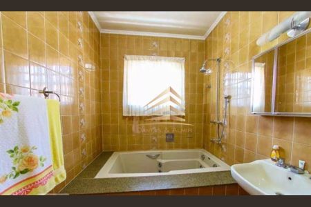 3_photo/94cef45b5b.04a823dc9d4d949a-ATLAS-d2aad80d-b2e9-407e-816b-71209c4d8e4f.jpg de casa à venda com 3 quartos, 200m² em Jardim Palmira, Guarulhos