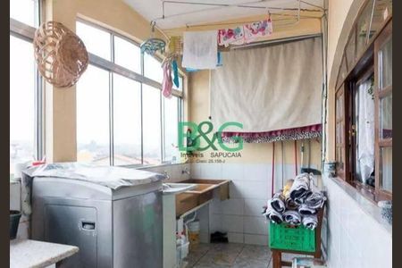 12_photo/94cef45e61.0abb473e952761da-ATLAS-7b57a0ae-b122-42a4-bff4-366eb24a2a8c.jpg de casa à venda com 4 quartos, 250m² em Parque Continental II, Guarulhos