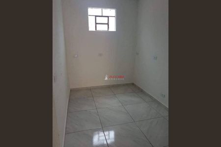 2_photo/94cef45ebd.4c0af79bae6ccfc3-ATLAS-9c1a1a61-e14c-490d-9d8a-c767aa03a272.jpg de casa à venda com 5 quartos, 250m² em Parque Continental I, Guarulhos