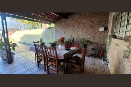 6_photo/94cef46043.6004473737b51af8-ATLAS-11a9ba9b-63af-4e78-8e00-02fbd11e2dde.jpg de casa à venda com 3 quartos, 227m² em Parque Continental III, Guarulhos