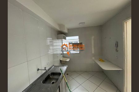 2_photo/94cef4661d.cadce73cfe82db34-ATLAS-0d0bd6b4-ea2a-4451-a0b6-73aa4d2ecd8e.jpg de apartamento à venda com 2 quartos, 45m² em Parque Continental II, Guarulhos