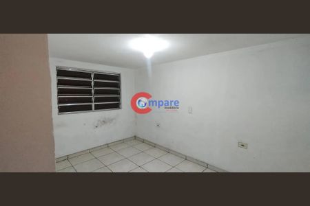 2_photo/94cef48a9b.1a2575360a780997-ATLAS-a3451a15-16bf-4854-ba38-e976fe72ac1f.jpg de casa para alugar com 1 quarto, 25m² em Parque Continental III, Guarulhos