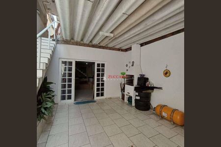 5_photo/94cef48ba1.598c66e7e5047e83-ATLAS-b8a54436-2185-4bbd-810d-11f87d8e3109.jpg de casa à venda com 4 quartos, 190m² em Guarulhos, Guarulhos