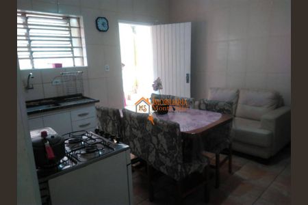 12_photo/94cef4a957.e467a4455404b950-ATLAS-0abaa583-7f58-4b60-b9db-2acae1fbccc2.jpg de casa à venda com 3 quartos, 180m² em Recreio São Jorge, Guarulhos