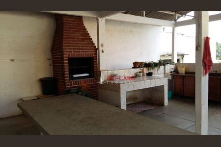 6_photo/94cef4a9c1.eaff83fda918595d-ATLAS-23608040-ed7b-4e25-9fef-cda04cda257c.jpg de casa à venda com 3 quartos, 250m² em Recreio São Jorge, Guarulhos