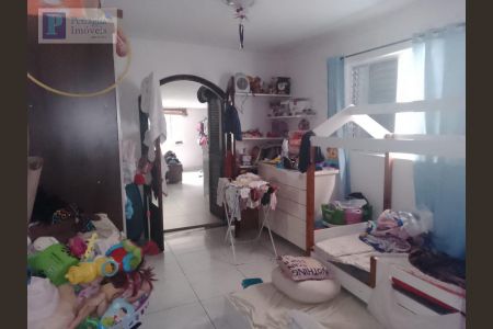4_photo/94cef4aab1.cb24edb7c3cf389e-ATLAS-dae8b365-bc72-4963-ace7-bf29e97f6c00.jpg de casa à venda com 4 quartos, 125m² em Recreio São Jorge, Guarulhos