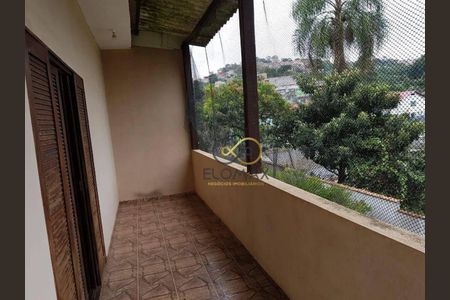 3_photo/94cef4ac41.c7c6a05d36cf7da2-ATLAS-df113075-84e8-4a16-aebd-350be6387579.jpg de casa à venda com 4 quartos, 323m² em Recreio São Jorge, Guarulhos