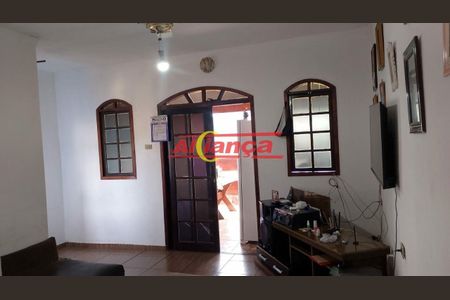 11_photo/94cef4acb7.0dba02f6e03a3679-ATLAS-54004b4e-1c6e-4a61-9192-be6a9f396d20.jpg de casa à venda com 3 quartos, 150m² em Recreio São Jorge, Guarulhos
