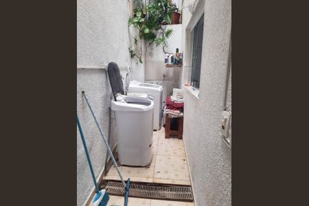 10_photo/94cef4ae2b.8112f57c7da29d24-ATLAS-f6868739-7a71-4f0a-a00b-df8a8afe7ddf.jpg de casa à venda com 3 quartos, 180m² em Cabuçu, Guarulhos