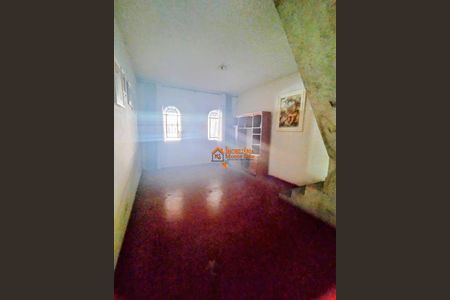 6_photo/94cef4c4bd.3e1b4b7d4b39a1bc-ATLAS-c52d9463-95d5-42e2-81c2-162947721e3d.jpg de casa à venda com 3 quartos, 252m² em Jardim Adriana, Guarulhos