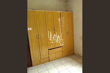 5_photo/94cef4c4d1.9f73e101bd22bb98-ATLAS-12dea3df-4440-4af3-b044-6a13b51adca8.jpg de casa à venda com 2 quartos, 80m² em Jardim Adriana, Guarulhos