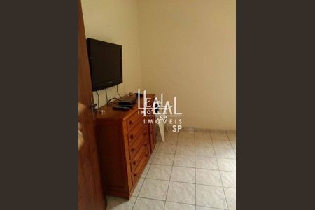 10_photo/94cef4c4d1.9f73e101bd22bb98-ATLAS-ef256b56-14c0-487f-a633-afbeacdfdfea.jpg de casa à venda com 2 quartos, 80m² em Jardim Adriana, Guarulhos