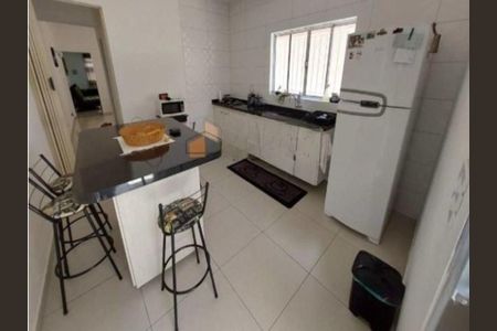 4_photo/94cef4c4ed.74dbc9aa7d3e0758-ATLAS-41b8e386-1c2f-4dbe-9ecd-3e0bc675f2dc.jpg de casa à venda com 3 quartos, 163m² em Jardim Adriana, Guarulhos