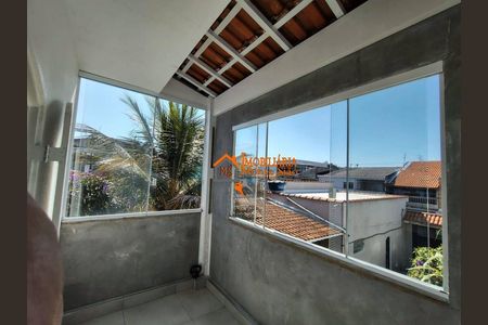 7_photo/94cef4c52f.a64aef6598c47c00-ATLAS-e96d5acc-98f4-4ce6-aa41-6d0a2986a7f4.jpg de casa à venda com 3 quartos, 167m² em Jardim Adriana, Guarulhos