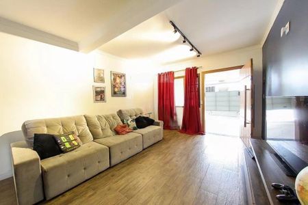 12_photo/94cef4c531.f14d7a494a64fc38-ATLAS-648c34d0-c8f6-45f3-bf43-8b5aa04572ca.jpg de casa à venda com 3 quartos, 155m² em Jardim Adriana, Guarulhos