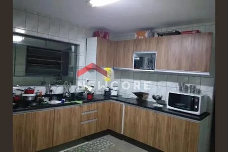 4_photo/94cef4c56d.16787a6ea0be7e8a-ATLAS-31dc54ec-8816-4ca5-aa9f-a03e4839e8b2.jpg de casa à venda com 2 quartos, 125m² em Jardim Adriana, Guarulhos