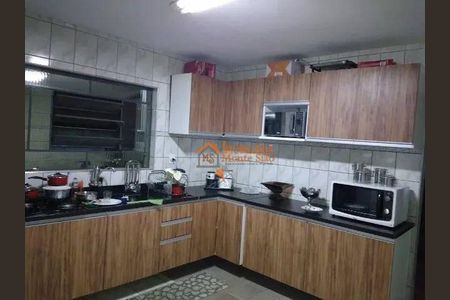 5_photo/94cef4c56d.16787a6ea0be7e8a-ATLAS-4ec4a632-b3ef-4dbd-b070-b9423a76ad31.jpg de casa à venda com 2 quartos, 450m² em Jardim Adriana, Guarulhos