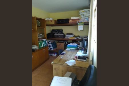 3_photo/94cef4c59b.2008f600ea595daf-ATLAS-27adaea1-876d-4e20-aa6e-3ed8f489da7c.jpg de casa à venda com 3 quartos, 205m² em Parque Continental, Guarulhos