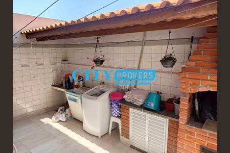 8_photo/94cef4c5bb.28f6ec5d72603be5-ATLAS-968d9de0-657e-4db1-920a-fcd3d02db628.jpg de casa à venda com 2 quartos, 326m² em Parque Continental, Guarulhos