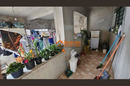 12_photo/94cef4c5cf.ce916756658d86d0-ATLAS-a27ff7d3-235b-4452-a5e6-9c2e2db7c5d6.jpg de casa à venda com 3 quartos, 250m² em Parque Continental, Guarulhos