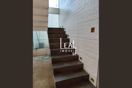 11_photo/94cef4cb79.9f73e101bd22bb98-ATLAS-72fecfdc-ad75-43b6-902a-3db1af57d8c3.jpg de casa à venda com 4 quartos, 450m² em Jardim Adriana, Guarulhos