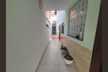 6_photo/94cef4ccfb.2c9577e84ad36a88-ATLAS-41b555f6-d8b5-409d-a05d-566539b6eecd.jpg de casa à venda com 4 quartos, 188m² em Parque Continental I, Guarulhos