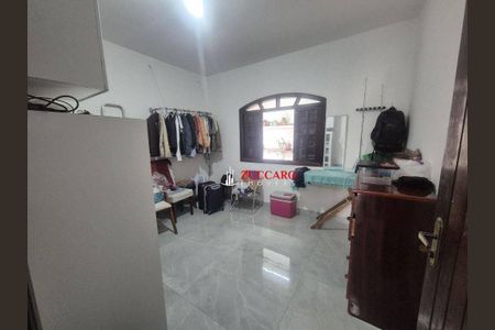 8_photo/94cef4ccfb.2c9577e84ad36a88-ATLAS-5ad0ca67-8d0f-4dc2-b504-6763ba55af96.jpg de casa à venda com 4 quartos, 188m² em Parque Continental I, Guarulhos