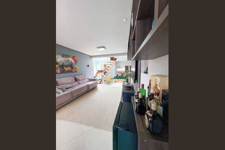 18_photo/94cef4ccfb.6171c96de1d35c36-ATLAS-dad0de86-0108-4d65-acfd-7a21b7c35507.jpg de casa à venda com 3 quartos, 227m² em Parque Continental I, Guarulhos