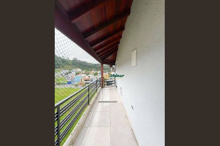 39_photo/94cef4ccfb.6171c96de1d35c36-ATLAS-de0de78d-d0e8-4348-bbf2-fe811080d57f.jpg de casa à venda com 3 quartos, 227m² em Parque Continental I, Guarulhos