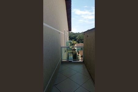 11_photo/94cef4ccfb.bb2cfda027800a9a-ATLAS-d39bcfeb-0181-450f-80b7-f4677f5a472b.jpg de casa à venda com 3 quartos, 214m² em Jardim Adriana, Guarulhos