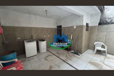 9_photo/94cef4cd03.04c16ff0d284adb7-ATLAS-f87df4a3-99b8-4e5f-a163-3116428b668f.jpg de casa à venda com 3 quartos, 240m² em Parque Continental I, Guarulhos