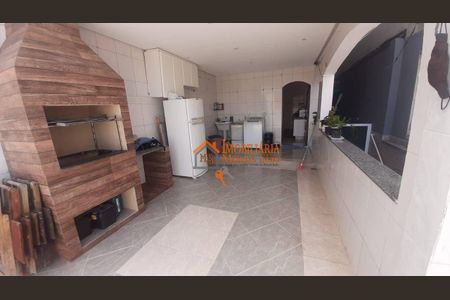 2_photo/94cef4cdbb.3e1b4b7d4b39a1bc-ATLAS-4f14caa1-3bd0-48e0-94d4-65490d15e3c5.jpg de casa à venda com 3 quartos, 150m² em Jardim Adriana, Guarulhos