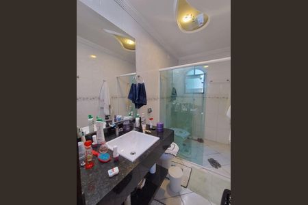 26_photo/94cef4cdbb.3e1b4b7d4b39a1bc-ATLAS-a56726fe-962c-4bd9-a97b-bc2e143ea5e8.jpg de casa à venda com 3 quartos, 180m² em Jardim Adriana, Guarulhos