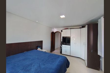 32_photo/94cef4cdbb.3e1b4b7d4b39a1bc-ATLAS-a7cb9e8b-482c-4f78-8428-edc22f94c615.jpg de casa à venda com 3 quartos, 180m² em Jardim Adriana, Guarulhos