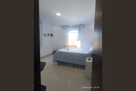 10_photo/94cef4cdbb.3e1b4b7d4b39a1bc-ATLAS-bd5783f5-b144-4aec-995e-d5782e379a8c.jpg de casa à venda com 3 quartos, 150m² em Jardim Adriana, Guarulhos