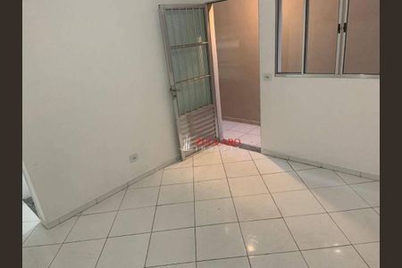 8_photo/94cef4cdf3.a4f2ab0392604d28-ATLAS-0a1bfbb6-5f29-4ff7-bcc1-0b1e3337b07d.jpg de casa à venda com 4 quartos, 252m² em Jardim Adriana, Guarulhos