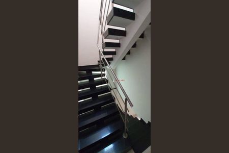 10_photo/94cef4ce17.0493f3b453f6b20d-ATLAS-3146017b-8dd5-4f0f-aeb2-e74c6b17bd83.jpg de casa à venda com 3 quartos, 148m² em Parque Continental, Guarulhos