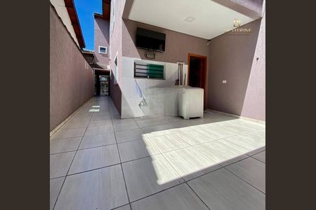 8_photo/94cef4ce89.1bb529b01f5e602e-ATLAS-8807a9c7-362b-4453-b17c-7e6b2fe5dbfe.jpg de casa à venda com 4 quartos, 216m² em Jardim Adriana, Guarulhos