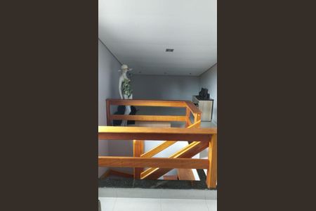 11_photo/94cef4ce89.6ba74ab05d1b03c0-ATLAS-e9f80f5d-27cc-453b-afbf-aa71ecbf3e9a.jpg de casa à venda com 4 quartos, 211m² em Jardim Adriana, Guarulhos