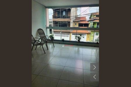 10_photo/94cef4ce89.6c5cdeaf35ec3acf-ATLAS-dd97d9ed-e9b0-44af-a79c-b4b83dc3f61a.jpg de casa à venda com 3 quartos, 200m² em Jardim Adriana, Guarulhos