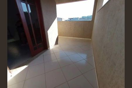 8_photo/94cef4ce89.cf0263a9feccb03d-ATLAS-07d659c7-1f59-4f62-a67a-264a4e39e65a.jpg de casa à venda com 4 quartos, 430m² em Jardim Adriana, Guarulhos