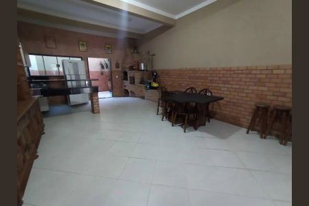 8_photo/94cef4ce89.cf0263a9feccb03d-ATLAS-0828d7ed-4f1f-4438-ae1e-fb27b3e8234c.jpg de casa à venda com 4 quartos, 430m² em Jardim Adriana, Guarulhos