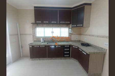 4_photo/94cef4ce93.28f6ec5d72603be5-ATLAS-5fade23e-e09f-4538-bf10-c32fab4f20b7.jpg de casa à venda com 3 quartos, 150m² em Jardim Adriana, Guarulhos