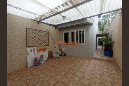 5_photo/94cef4ce93.28f6ec5d72603be5-ATLAS-8975b36b-c133-4dfb-a97f-d40ffc779bf4.jpg de casa à venda com 3 quartos, 150m² em Jardim Adriana, Guarulhos