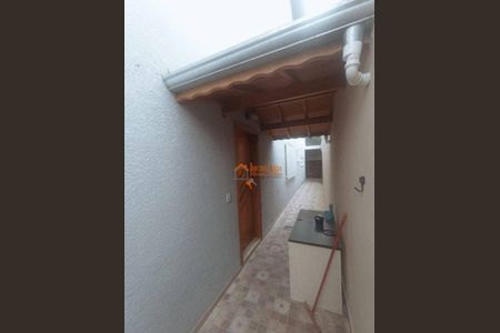 6_photo/94cef4ce93.28f6ec5d72603be5-ATLAS-e3a019f7-a7a9-4b70-a0d9-4711d05a956e.jpg de casa à venda com 3 quartos, 150m² em Jardim Adriana, Guarulhos